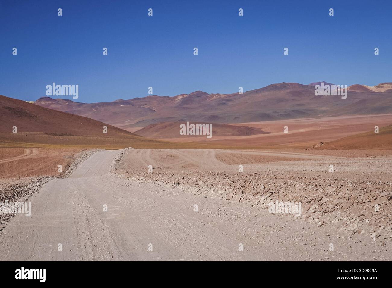 Route du désert par le biais de la partie du sud de l'Altiplano Banque D'Images