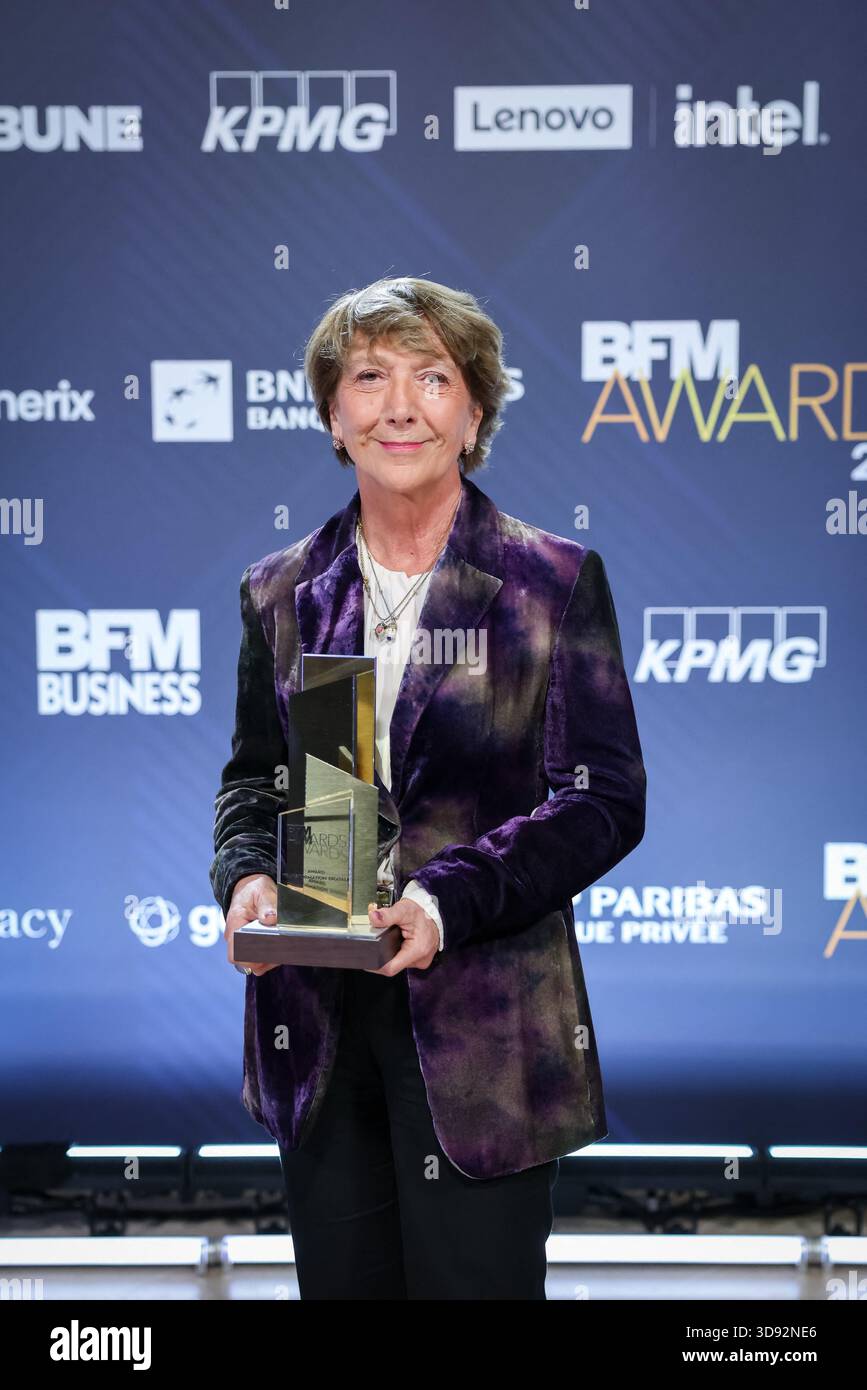 Stéphane Pallez, directeur général du groupe français de jeux de loterie et Paris sportifs, France des Jeux (FDJ), lors de la 21e édition des BFM Awards au Grand Palais de Paris, France, le 2 décembre 2025. Photo Alexis Jumeau/ABACAPRESS.COM Banque D'Images