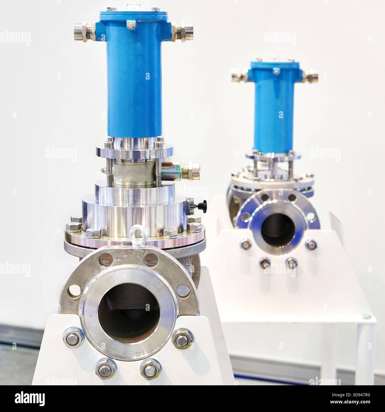 Vannes électromagnétiques, équipements pétroliers et gaziers à l'exposition Banque D'Images