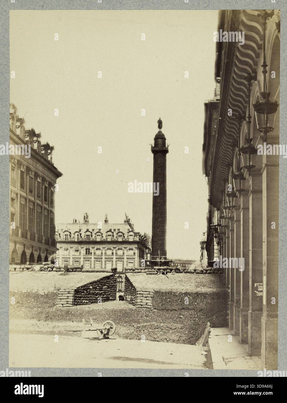 Deux Photos Ruines Des Tuileries Et Louvre – Tirage Albuminé XIXème – Vintage
