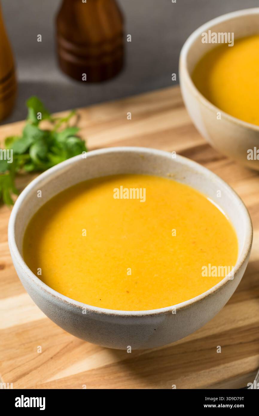 Soupe de courge au beurre maison douce pour les fêtes Banque D'Images
