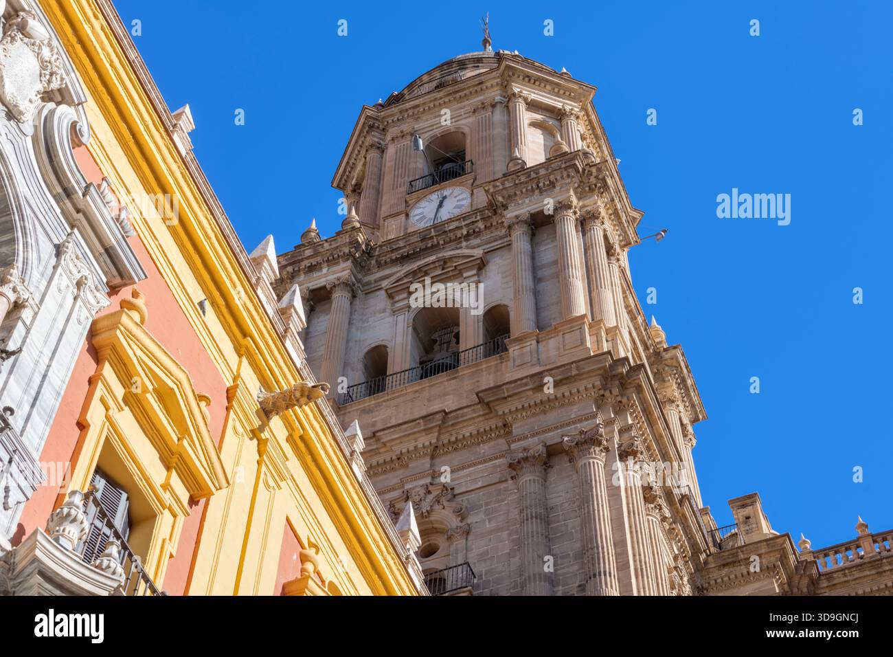 Le Palais épiscopal également connu sous le nom de Palais épiscopal, place épiscopale, Malaga, Espagne Plaza del Obispo et Cathédrale de Malaga Banque D'Images