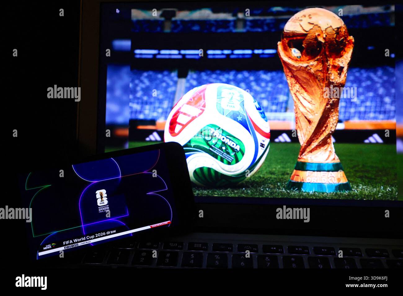 New York, États-Unis. 05th Dec, 2025. Tirage au sort de la Coupe du monde de la FIFA 2026 en direct de Washington DC le 5 décembre 2025. La France jouera la phase de groupes contre le Sénégal, la Norvège et vainqueur de l’Irak/Bolivie/Suriname. La Coupe du monde 2026 aura lieu du 11 juin au 19 juillet 2026. Photo de Charles Guerin/ABACAPRESS.COM crédit : Abaca Press/Alamy Live News Banque D'Images