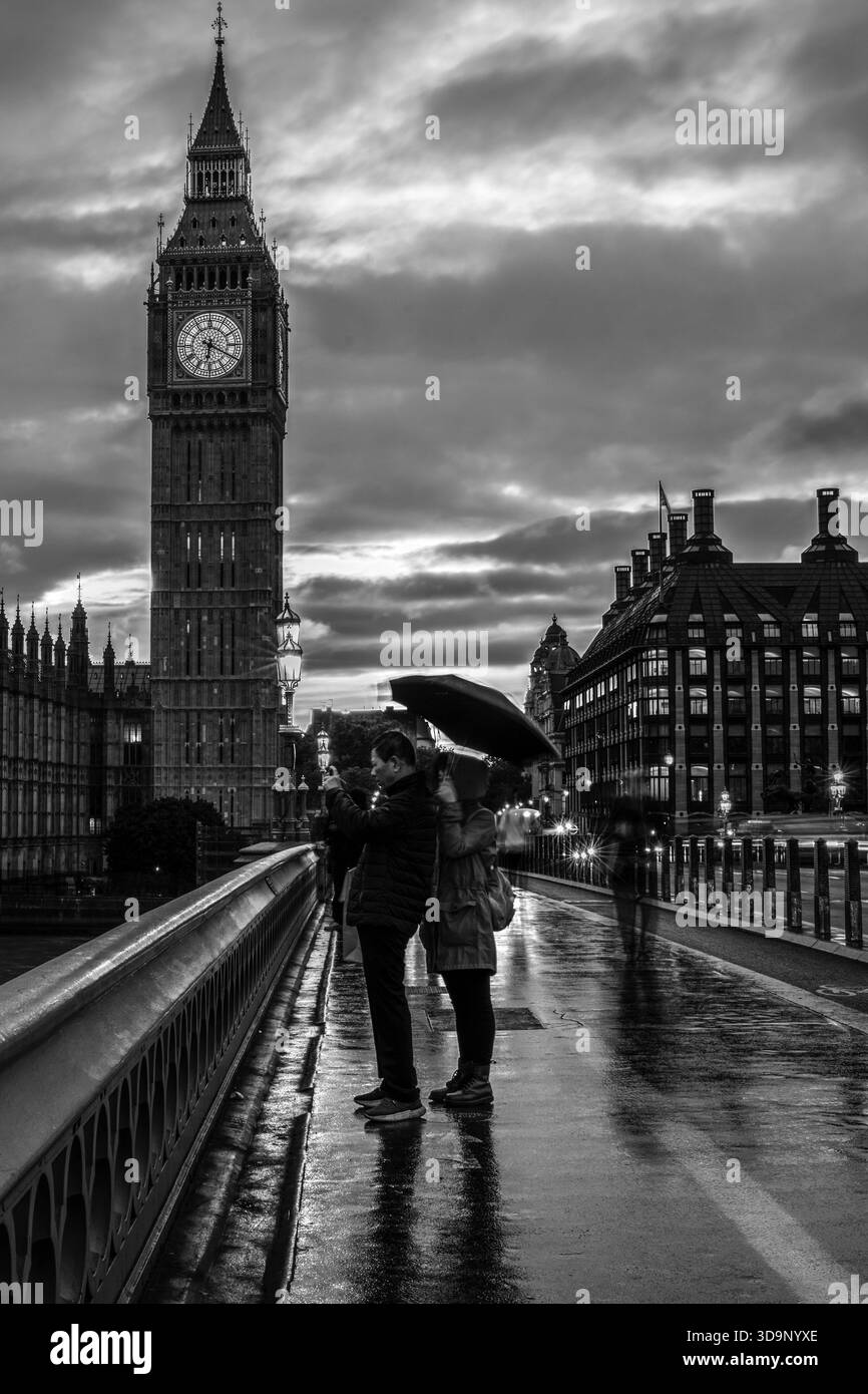Londres, Royaume-Uni- Oct 14, 2022 - image capturant l'emblématique Big Ben (Elizabeth Tower), soulignant l'importance historique et architecturale du monument. Banque D'Images