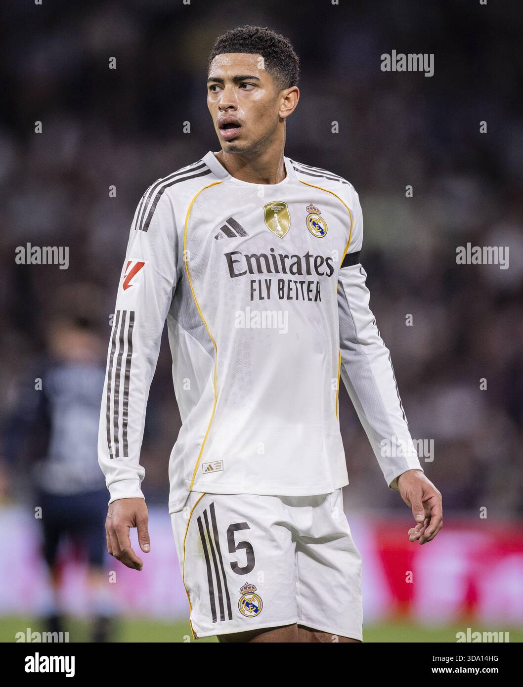 Madrid, Espagne. 07 décembre 2025. MADRID, ESPAGNE - 7 DÉCEMBRE : Jude Bellingham du Real Madrid pendant le match entre le Real Madrid et le Celta Vigo valable pour la Liga au stade Santiago Bernabeu, à Madrid, aujourd'hui 7 décembre 2025. Photo : Ricardo Nogueira/Sports Press photo Credit : SPP Sport Press photo. /Alamy Live News Banque D'Images