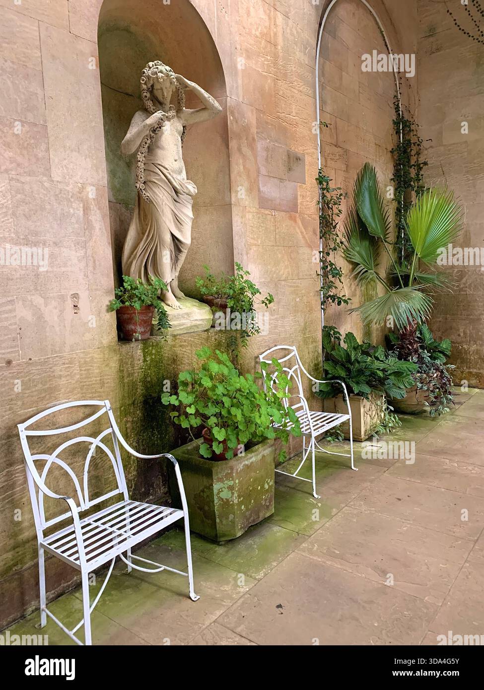 Belton House National Trust vues photogéniques Art par Reynolds et Lely Art décoratif Storybook Estate English Country Estate Carolean architecture - Image de stock capturée avec un smartphone