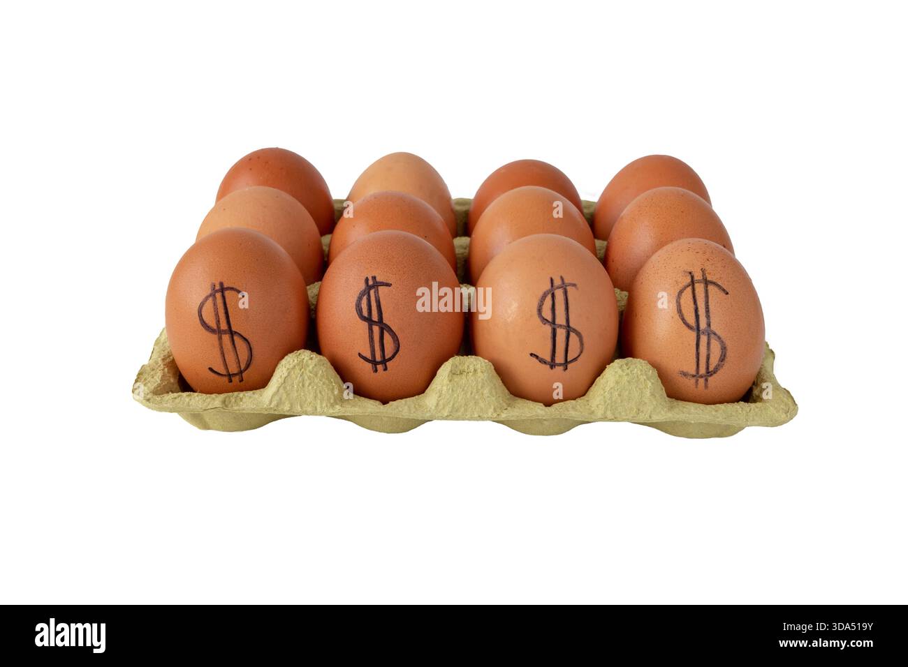 Oeufs marqués de signes dollar, illustrant une forte hausse du prix des oeufs. Isolement sur blanc pour les thèmes de l'économie, de l'inflation et de l'augmentation des coûts. Banque D'Images