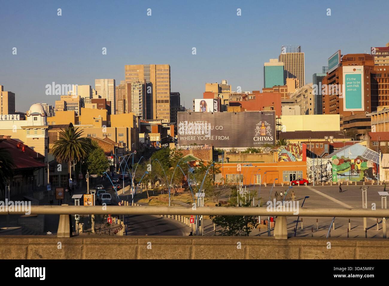 Johannesburg, Afrique du Sud, le 11 septembre 2011, Quartier Central des Affaires de Johannesburg, les bâtiments et les routes Banque D'Images