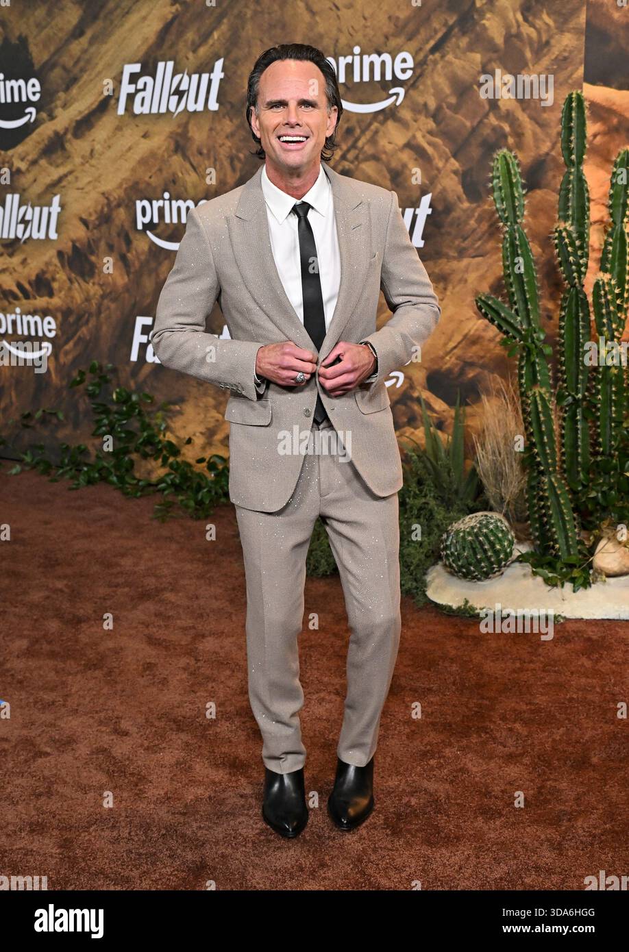 Los Angeles, États-Unis. 08 décembre 2025. Walton Goggins arrive à la première saison de « Fallout » d'Amazon Prime Video à l'Academy Museum of Motion Pictures le 8 décembre 2025 à Los Angeles, CA. © Starbuck/AFF-USA.COM crédit : AFF/Alamy Live News Banque D'Images
