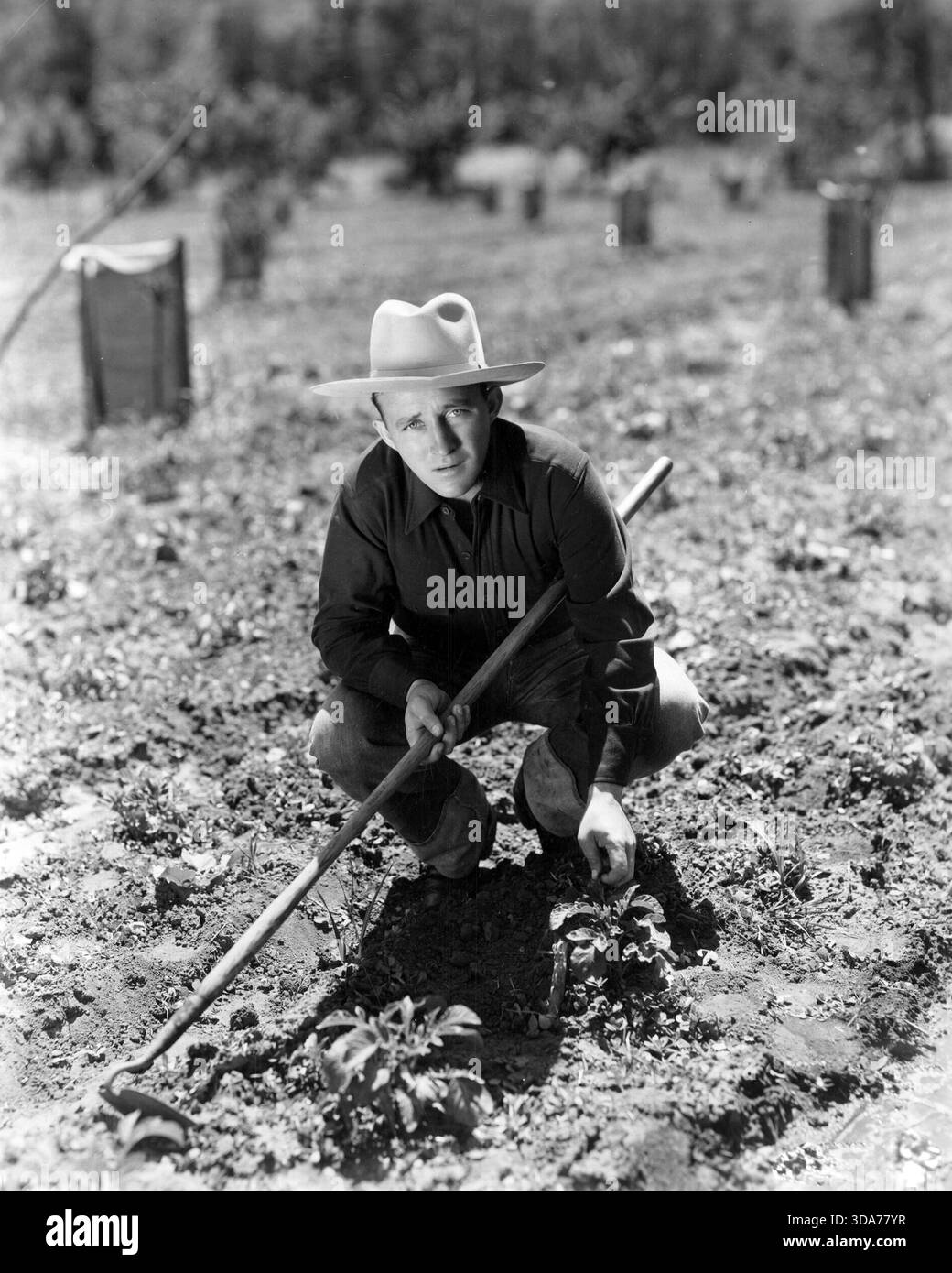 Bing Crosby comme agriculteur (Paramount, 1937). Keybook photo Banque D'Images