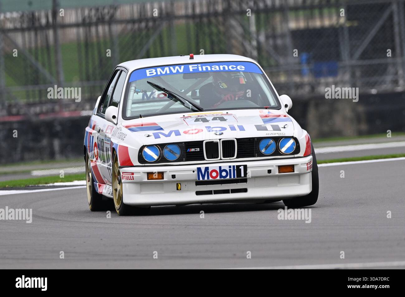 Ash Muldoon, James Kellett, BMW E30 M3, Historic car Challenge & Tony Dron Trophy, des coureurs emblématiques des groupes 1, 2, et Un qui A frappé les circuits à partir de 1969 Banque D'Images