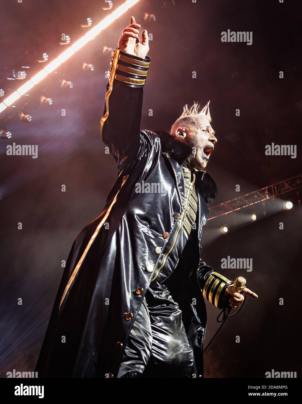 Till Lindemann of Rammstein - Meine Welt Solo Tour - Live at Wembley Arena, Londres, Royaume-Uni - 4 novembre 2025 Banque D'Images