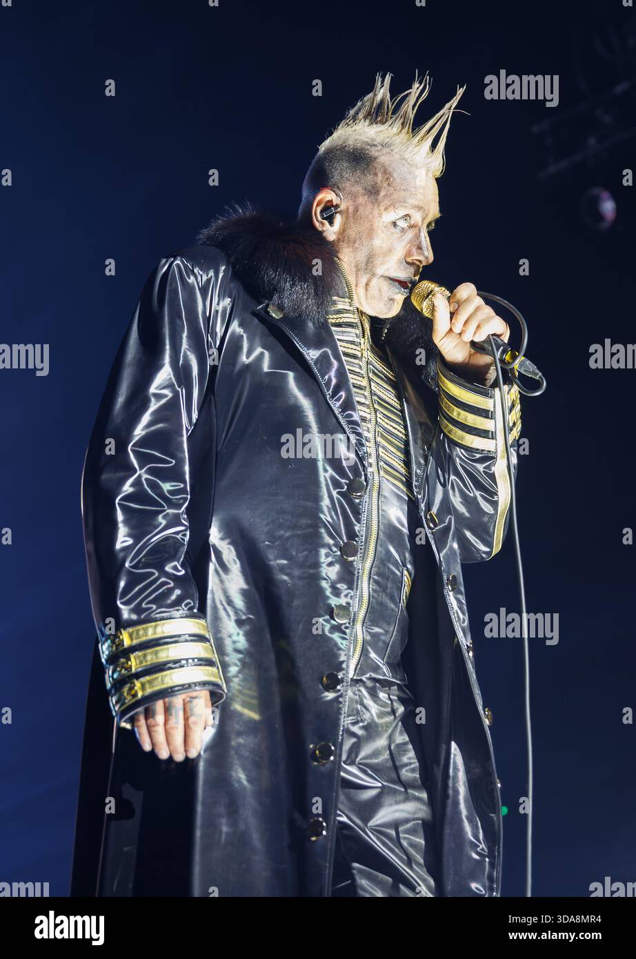 Till Lindemann of Rammstein - Meine Welt Solo Tour - Live at Wembley Arena, Londres, Royaume-Uni - 4 novembre 2025 Banque D'Images