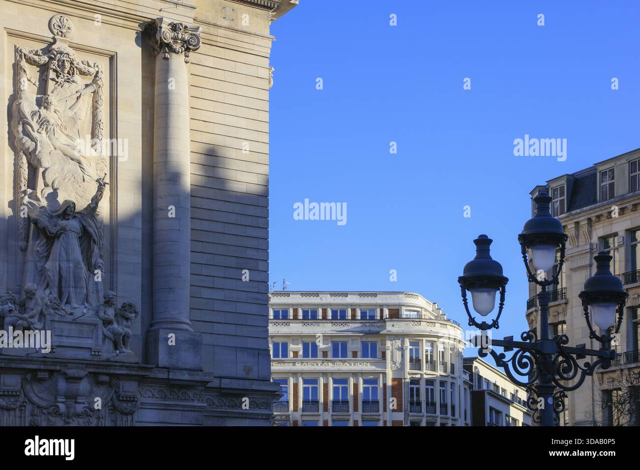 Place du Théâtre, façade de l'Opéra de Lille, Lille, Département du Nord, région hauts-de-France, France Banque D'Images