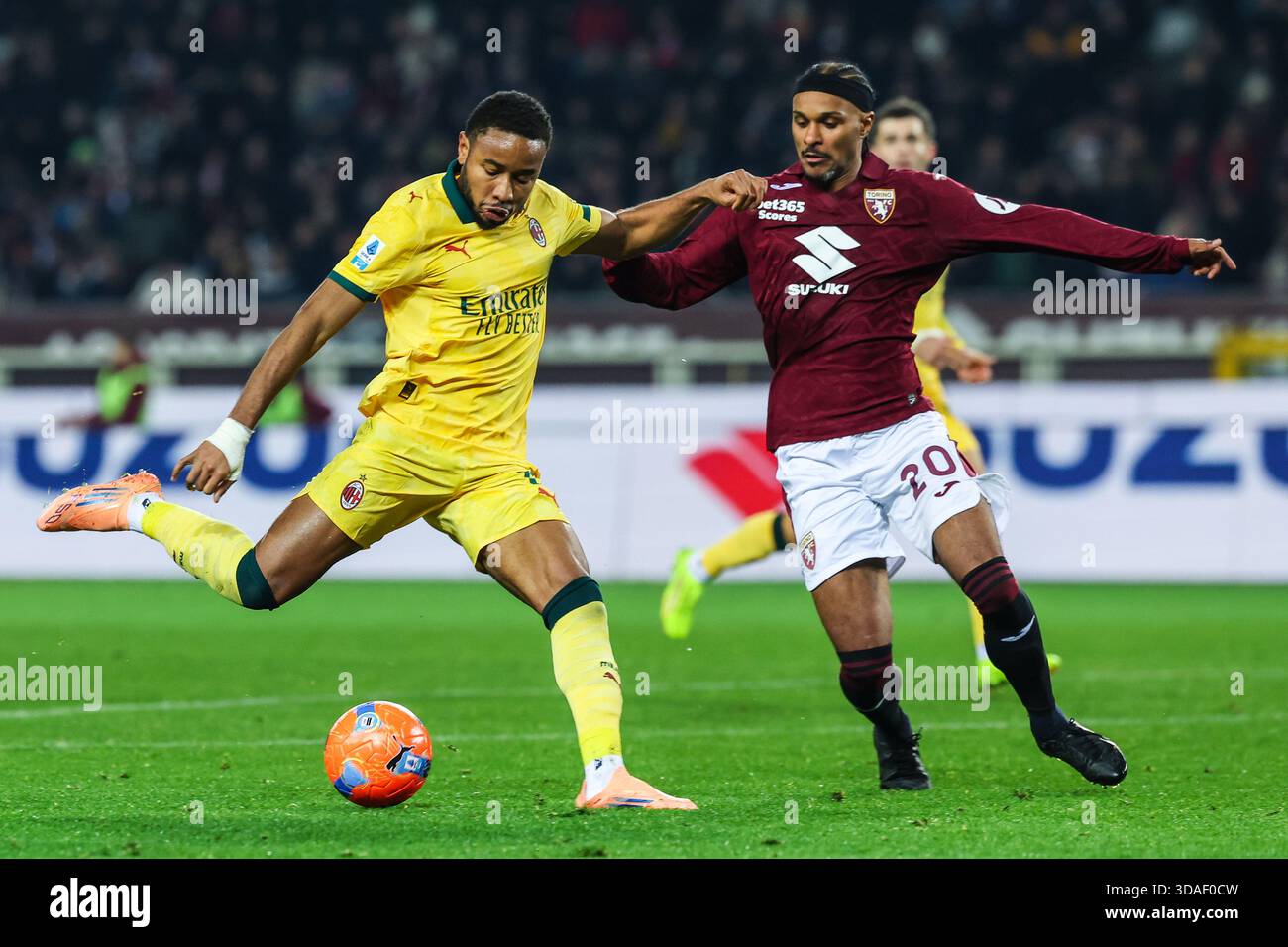 Christopher Alan Nkunku de l'AC Milan vu en action lors du match de football de Serie A 2025/26 entre le Torino FC et l'AC Milan au stade Olimpico Grande Torino de Turin Banque D'Images