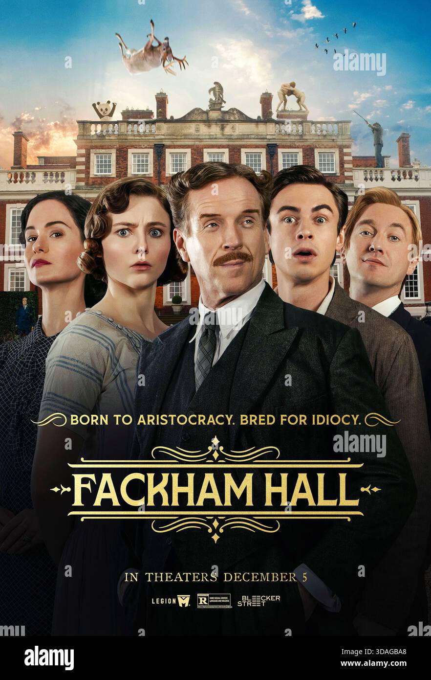Fackham Hall (2025) réalisé par Jim O’Hanlon et mettant en vedette Katherine Waterston, Hero Fiennes Tiffin et Thomasin McKenzie. Dans un manoir anglais aristocratique rempli de parents intrigants, d'identités erronées, de romances interdites et d'un cadavre gênant entrent en collision dans une parodie de drames d'époque et de mystères de meurtre. Affiche AMÉRICAINE À une feuille POUR USAGE ÉDITORIAL UNIQUEMENT. Crédit : BFA / Bleecker Street Media Banque D'Images