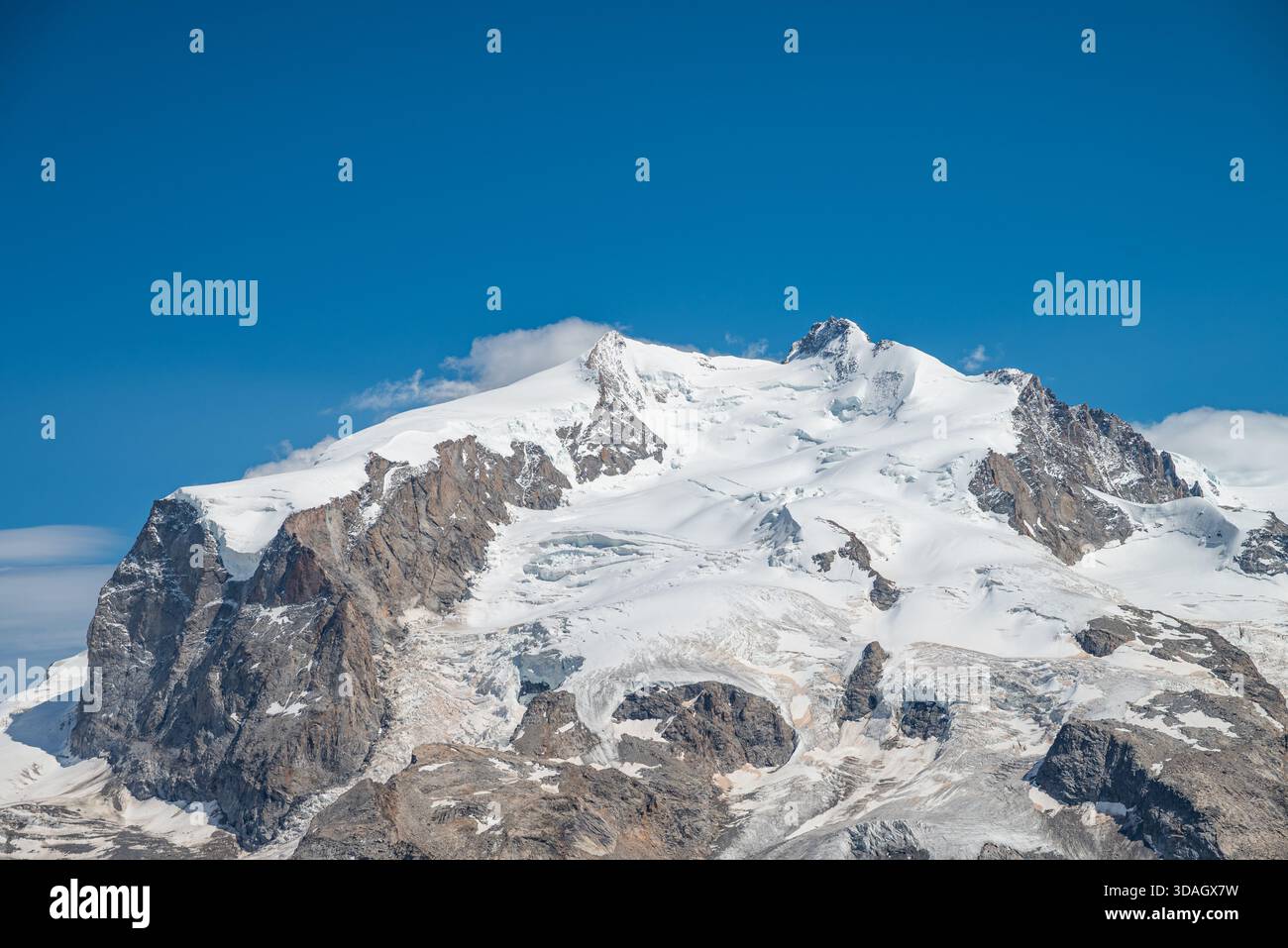 Beau paysage de montagne de Monte rosa dans les alpes suisses Banque D'Images
