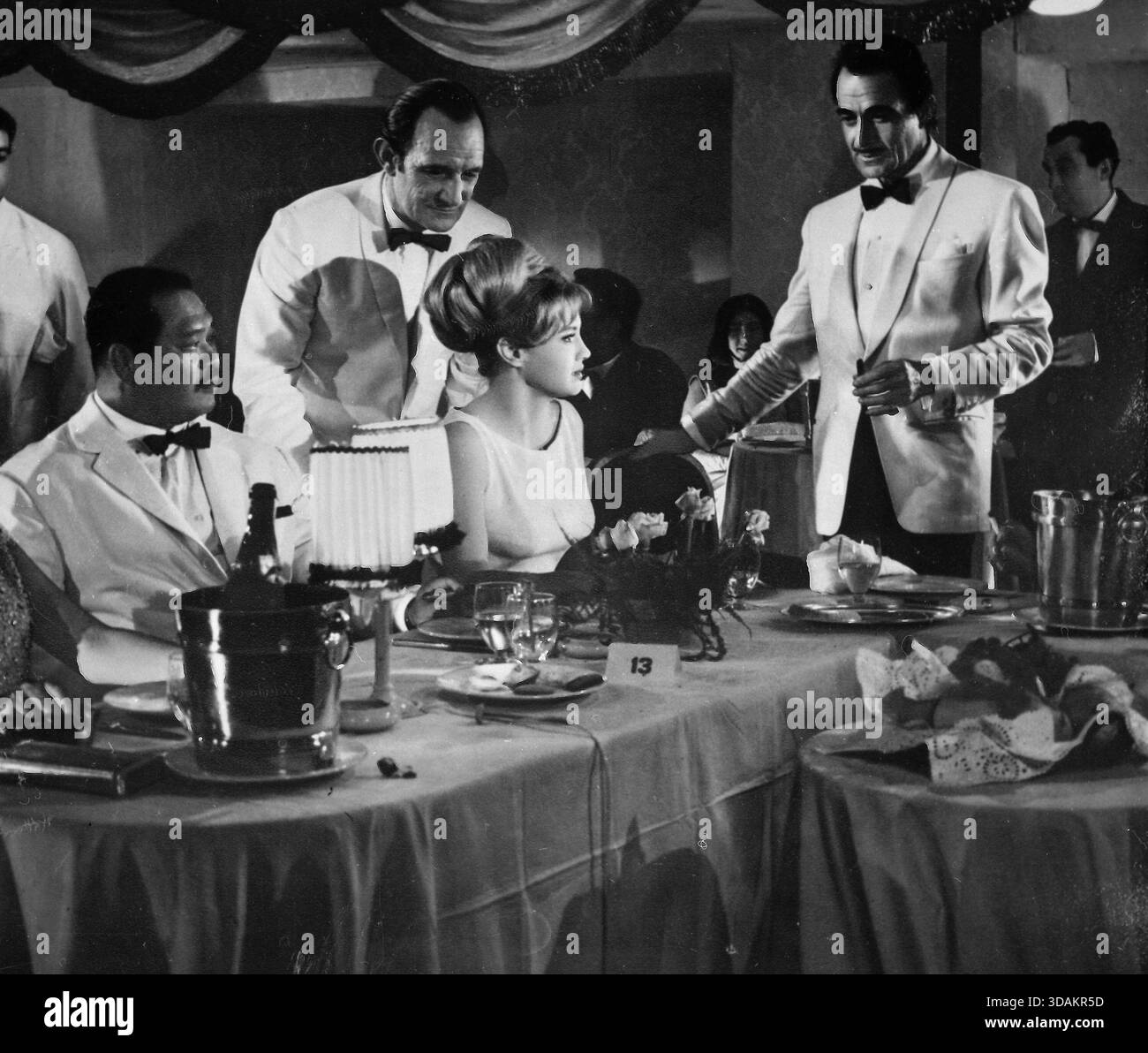 Scène du téléfilm le coquelicot est aussi une fleur, UK 1966 Banque D'Images