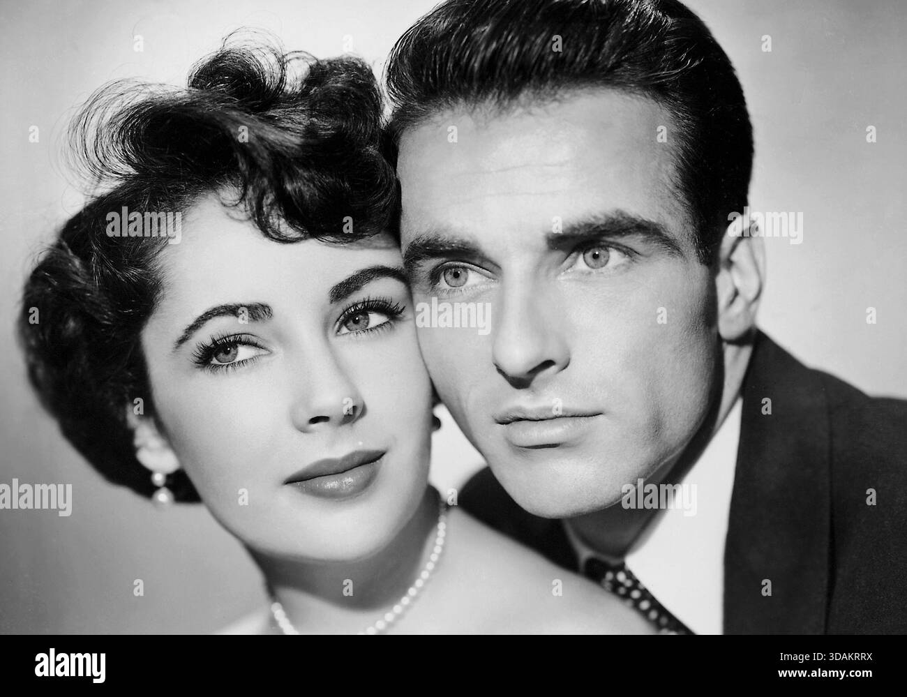 Elizabeth Taylor et Montgomery Clift dans 'A place in the Sun', titre original : 'a place in the Sun', réalisé par George Stevens, USA 1951. [traduction automatique] Banque D'Images
