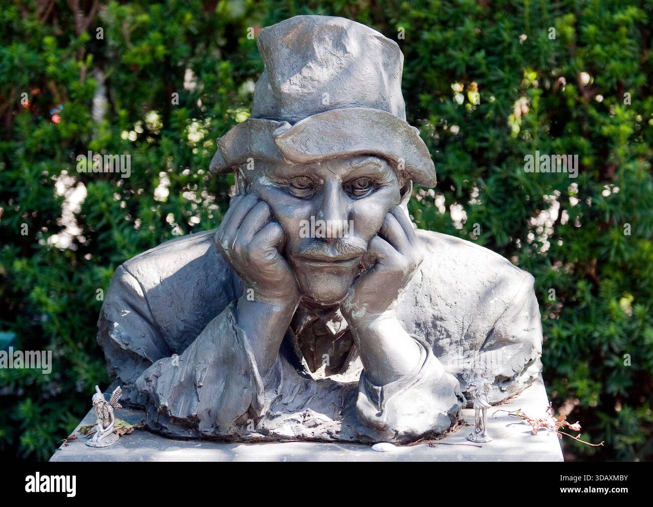 Bronzen standbeeld van Joop Doderer als Swiebertje Banque D'Images