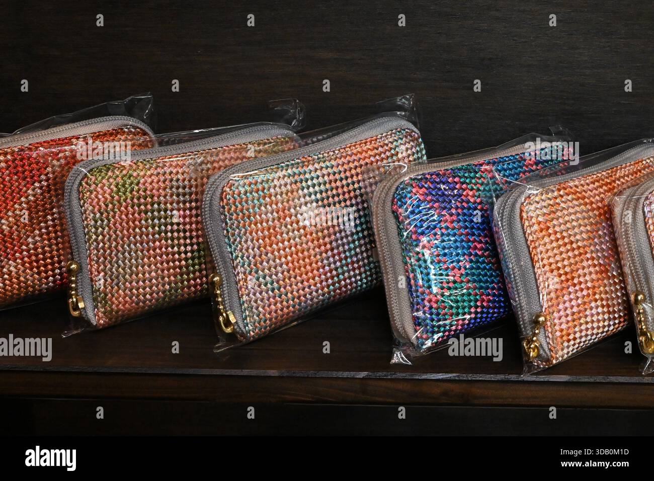 'IgA Kumihimo' de la ville d'IgA, préfecture de Mie. Un artisanat japonais traditionnel fabriqué à partir de fil de soie tissé. Banque D'Images