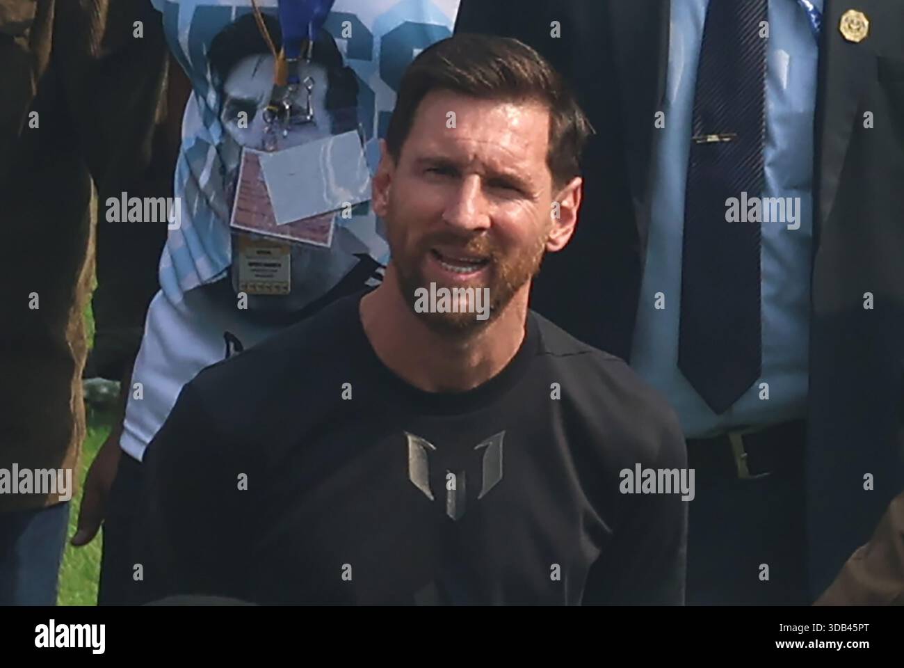 Kolkata, Bengale occidental, Inde. 13 décembre 2025. L'icône du football argentin Messi arrive lors de la tournée indienne de Lionel Messi à Vivekananda Yuva Bharati Krirangan à Kolkata, en Inde, le 13 décembre 2025. (Crédit image : © Rupak de Chowdhuri/ZUMA Press Wire) USAGE ÉDITORIAL SEULEMENT ! Non destiné à UN USAGE commercial ! Banque D'Images