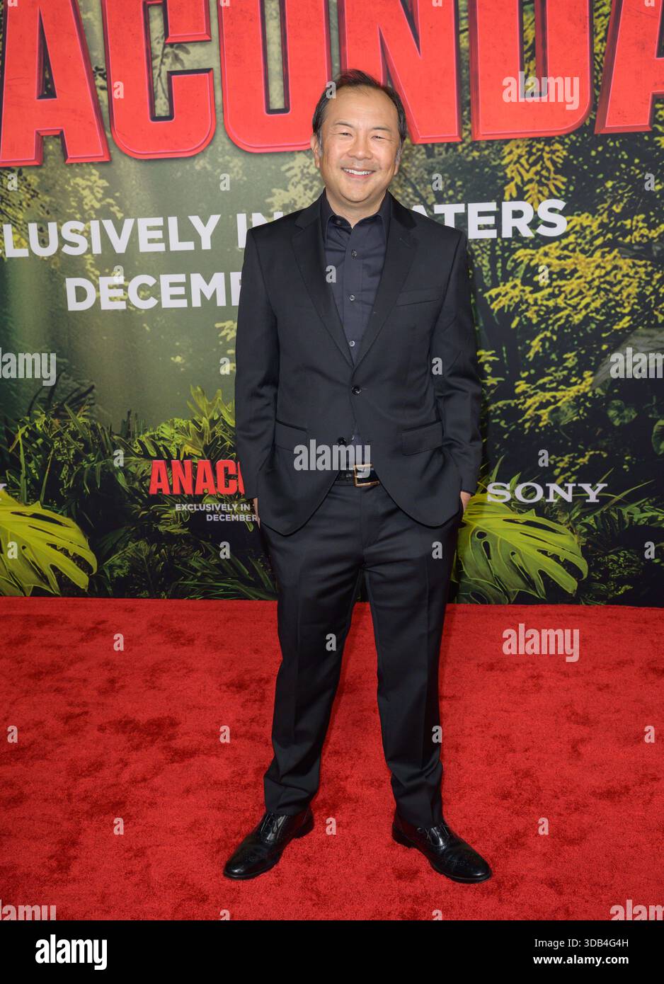 Los Angeles, États-Unis. 13 décembre 2025. LOS ANGELES, ÉTATS-UNIS. 13 décembre 2025 : Peter Kang à la première de 'Anaconda' au United Theatre. Crédit photo : Paul Smith/Alamy Live News Banque D'Images