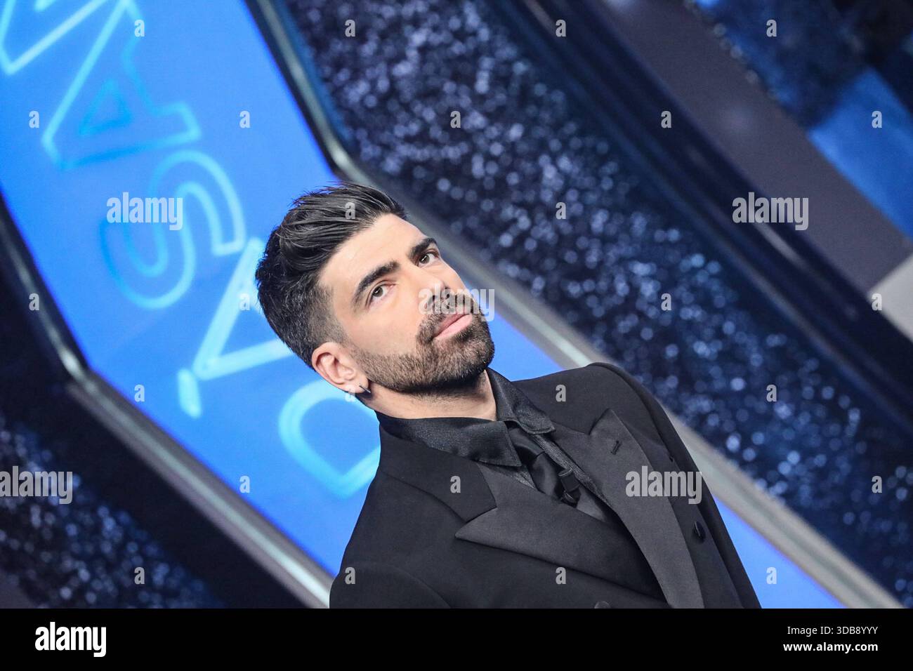 Live Music Show - FINALE SANREMO GIOVANI la finale aura lieu à Sanremo, avec des photos des principaux artistes en compétition et du finaliste lors de LA FINALE SANREMO GIOVANI , Live Music Show à SANREMO, Italie, 14 décembre 2025 SANREMO TEATRO DEL CASINO SANREMO Italie Copyright : xRenataxRoattinox/xLiveMediax LPM_2195310 Banque D'Images