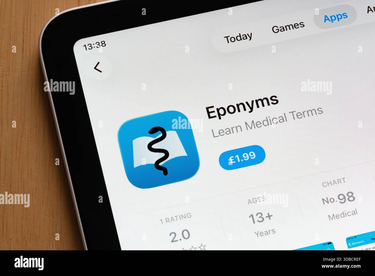 L'application soins de santé éponymes présentée sur l'App Store Apple iPad avec des détails. Stafford, Royaume-Uni, 15 décembre 2025 Banque D'Images