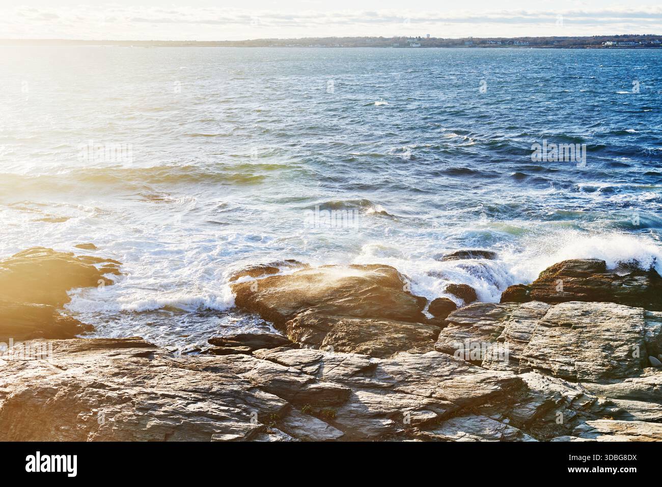Côte rocheuse du parc d'État de Beavertail, Jamestown, Rhode Island, Nouvelle-Angleterre Banque D'Images