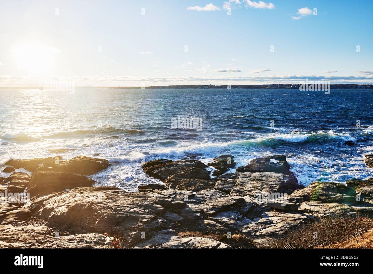 Côte rocheuse du parc d'État de Beavertail, Jamestown, Rhode Island, Nouvelle-Angleterre Banque D'Images