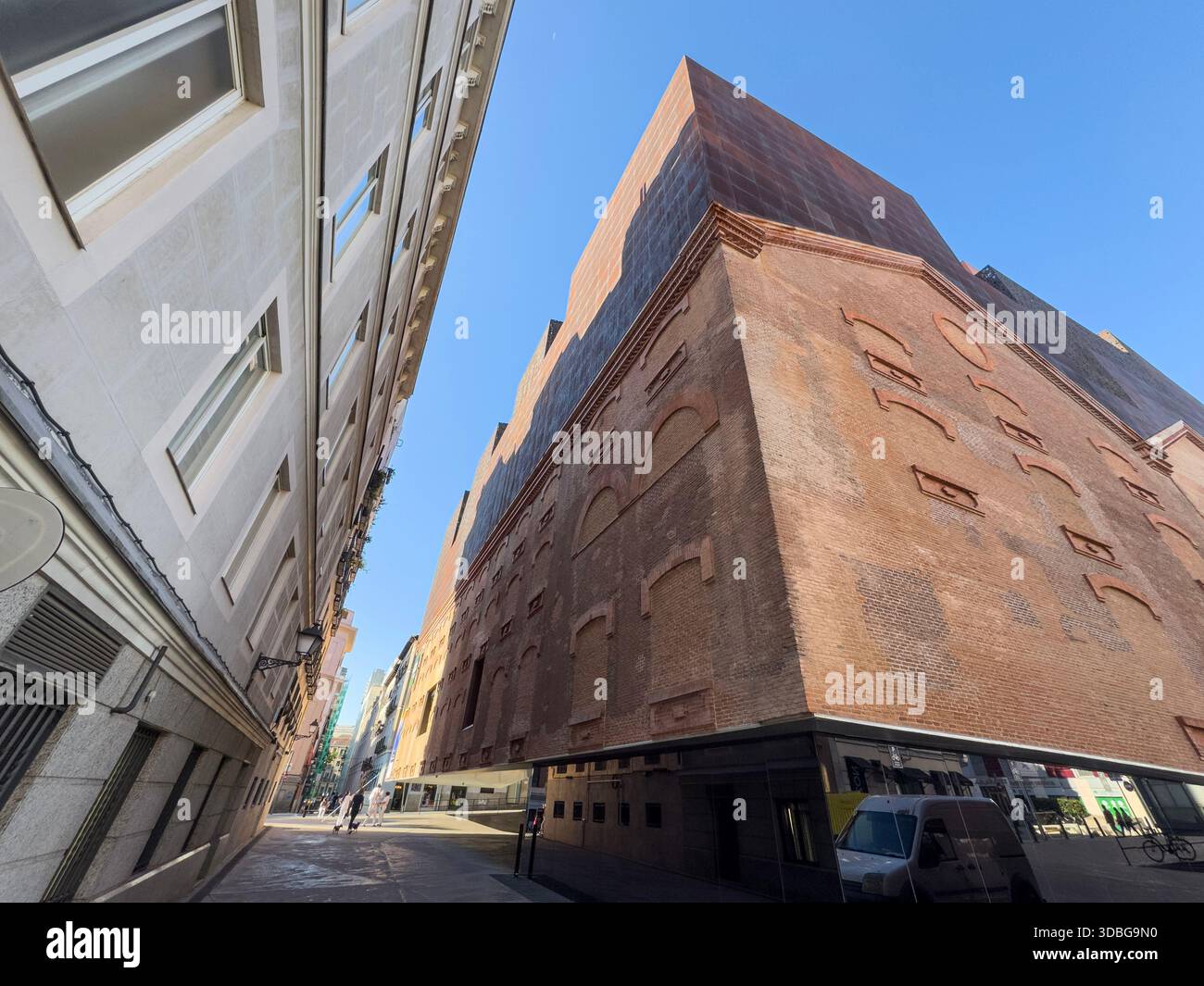 Mur de briques à l'extérieur du CaixaForum Madrid est un centre culturel et un lieu d'art à Madrid, en Espagne Banque D'Images