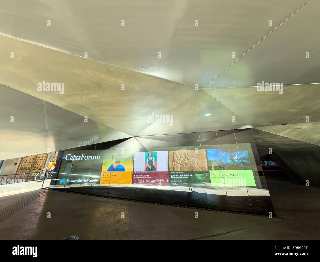 CaixaForum Madrid est un centre culturel et un lieu artistique à Madrid, en Espagne Banque D'Images