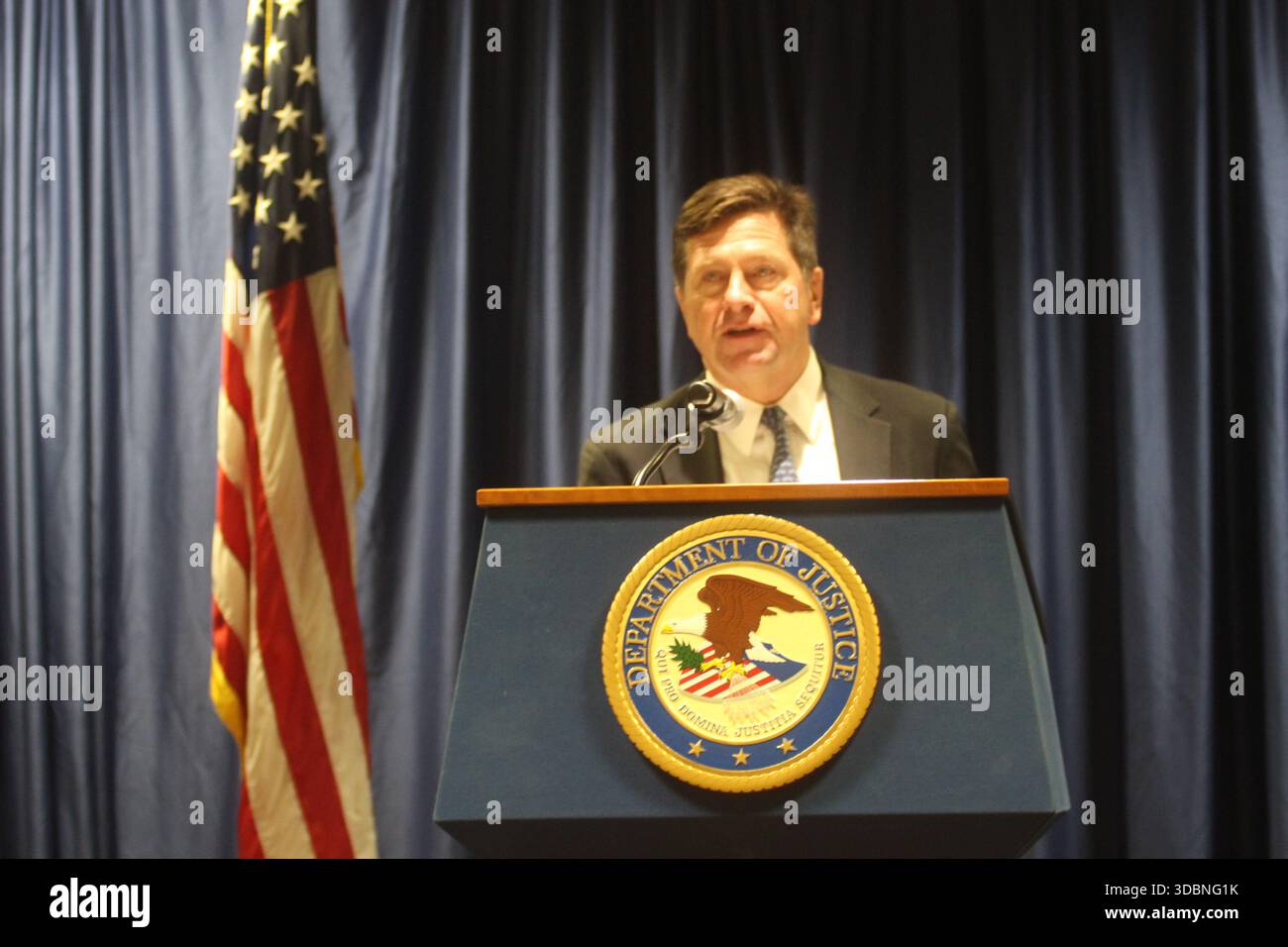 New York, États-Unis. 17 décembre 2025. Le procureur AMÉRICAIN Jay Clayton a annoncé l'inculpation de Tricolor et l'affaire des gangs de drogue d'East Harlem. Credit : Matthew Russell Lee/Alamy Live News Banque D'Images