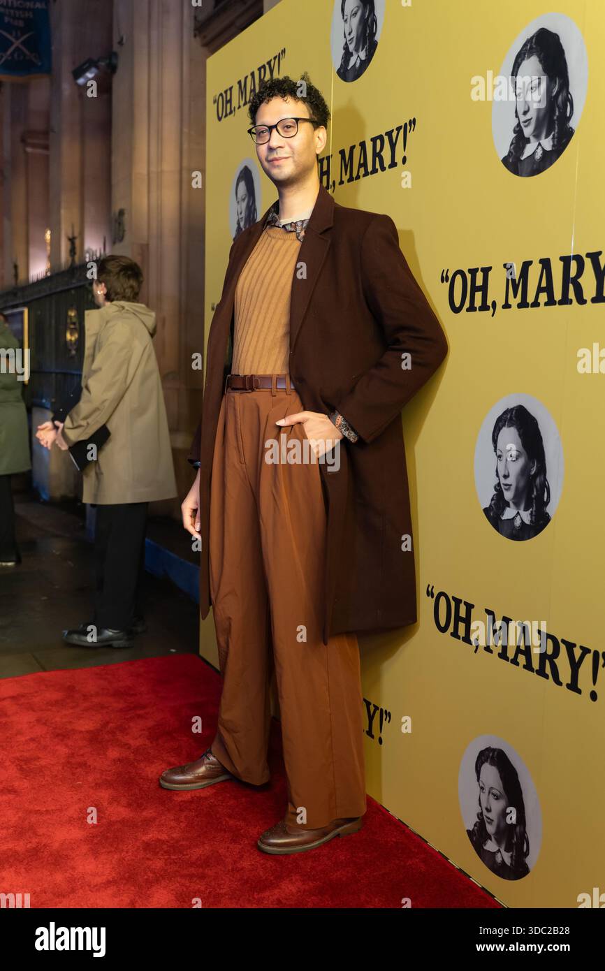 Londres, Royaume-Uni. 19 décembre 2025. TIA Kofi assiste au 'Oh, Mary !' Soirée d'ouverture du West End au Trafalgar Theatre. Cristina Massei/EmpicsAlamy Live News. Banque D'Images