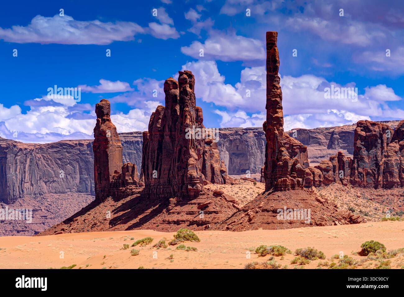 Totem Pole Rock. Monument Valley, Arizona, États-Unis Banque D'Images