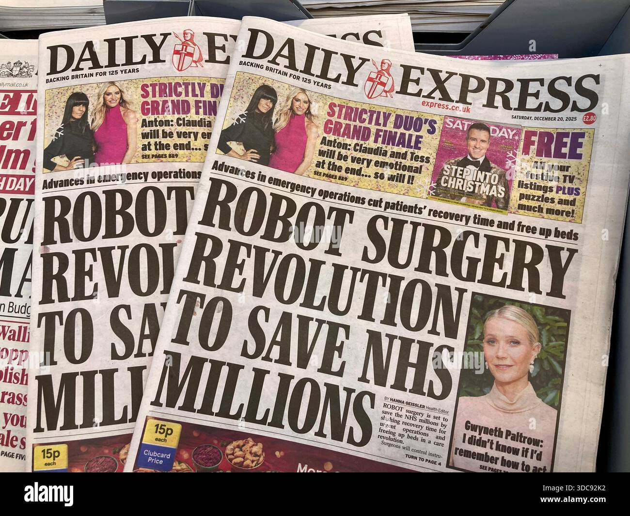 Un journal britannique rapporte que robot Surgery est mis en place pour sauver les patients du NHS Banque D'Images