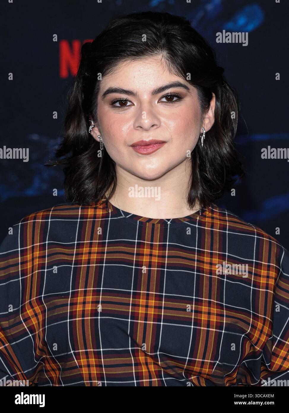 (FILE) Stranger Things 5 vol. 2 sortira trois nouveaux épisodes à Noël (jeudi 25 décembre 2025) et vol. 3 - l'épisode final de la Saint-Sylvestre (mercredi 31 décembre 2025). HOLLYWOOD, LOS ANGELES, CALIFORNIE, États-Unis - 06 NOVEMBRE : L'actrice et chanteuse américaine Gabriella Pizzolo arrive à la première mondiale de la saison 5 de 'Stranger Things' de Netflix qui se tient au TCL Chinese Theatre IMAX le 6 novembre 2025 à Hollywood, Los Angeles, Californie, États-Unis. (Photo de David Acosta/image Press Agency) Banque D'Images