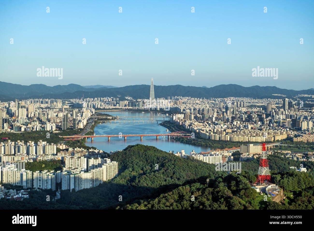Séoul : vue panoramique depuis le sommet de la Tour N Séoul. Corée du Sud. Banque D'Images
