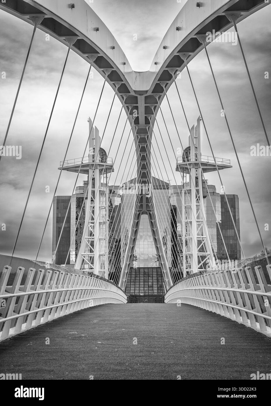 Millennium Bridge et ZRG Building, Manchester Banque D'Images