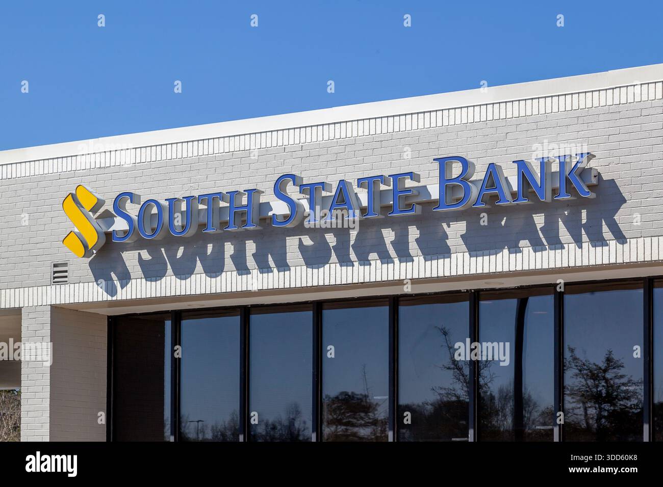 South State Bank signe sur le bâtiment à l'une des succursales de Charleston, SC, États-Unis Banque D'Images