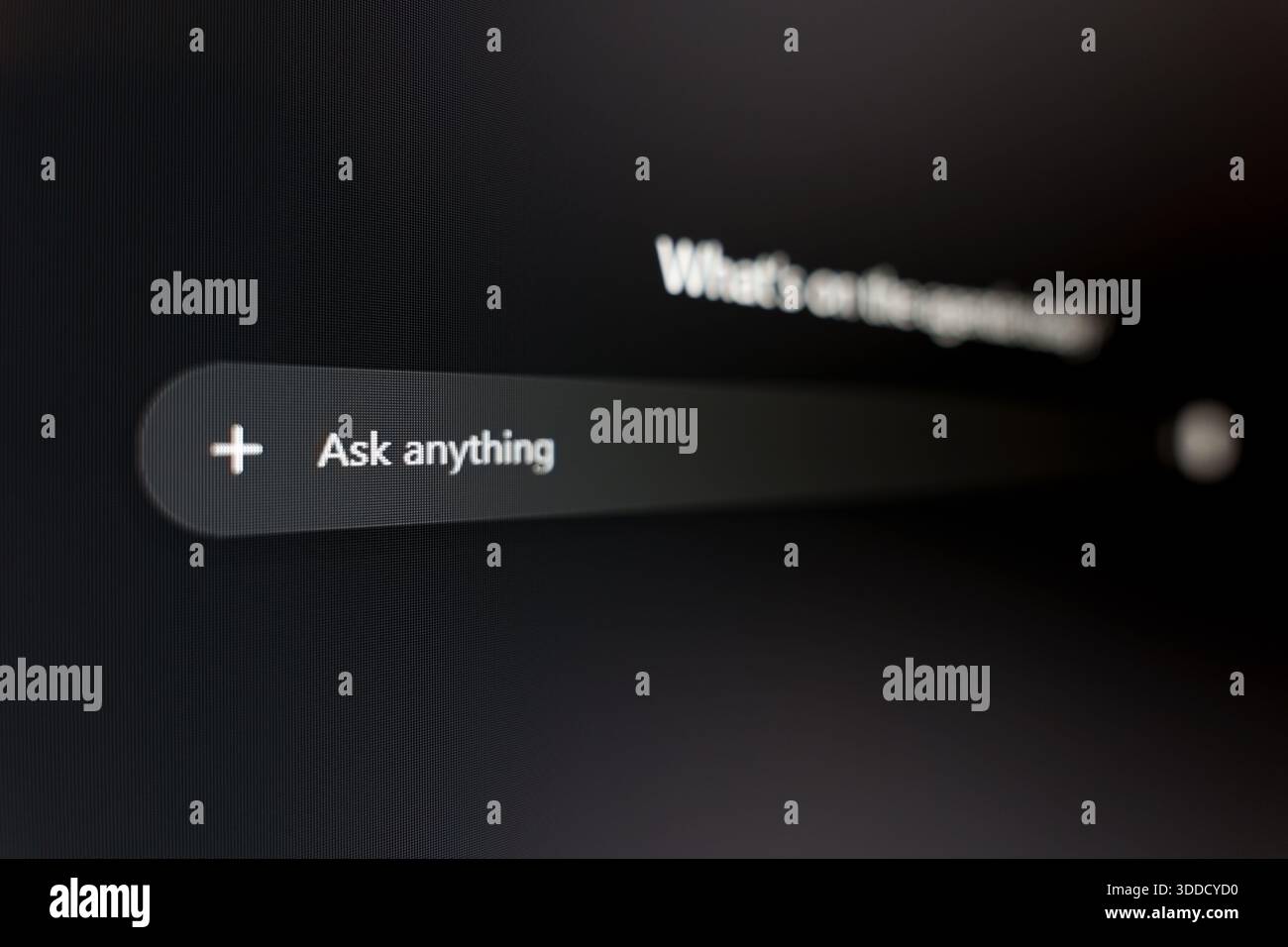 La barre de recherche Ask Anything ai et le champ de saisie sur une interface numérique moderne. Photo de haute qualité Banque D'Images