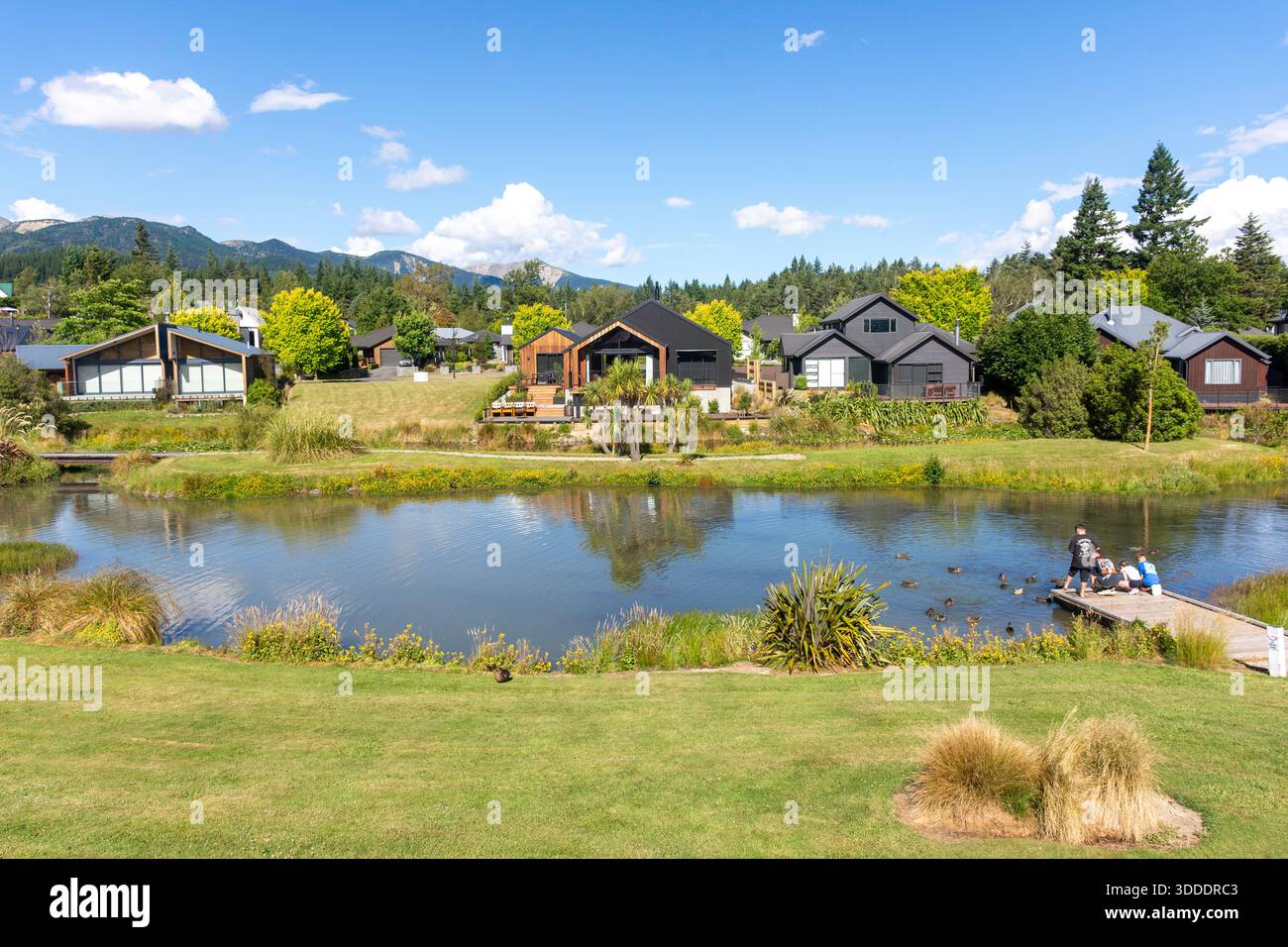 Hanmer Lake Villas, Rutherford Crescent, Hanmer Springs, Hurunui District, Canterbury Region, île du Sud, Nouvelle-Zélande Banque D'Images