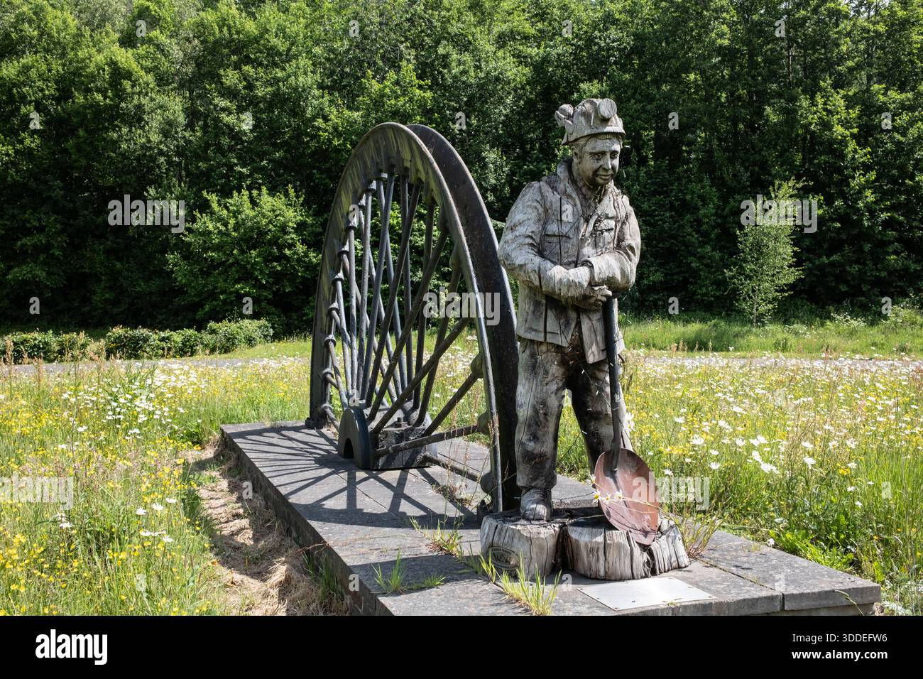 Sculpture minière à l'entrée de la vallée de Rhondda dans le sud du pays de Galles au Royaume-Uni Banque D'Images