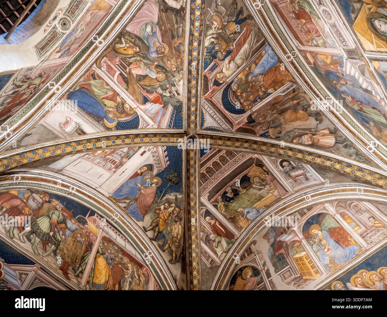 Voûte de la chapelle à l'intérieur du Palazzo Trinci (Foligno, Italie) Banque D'Images