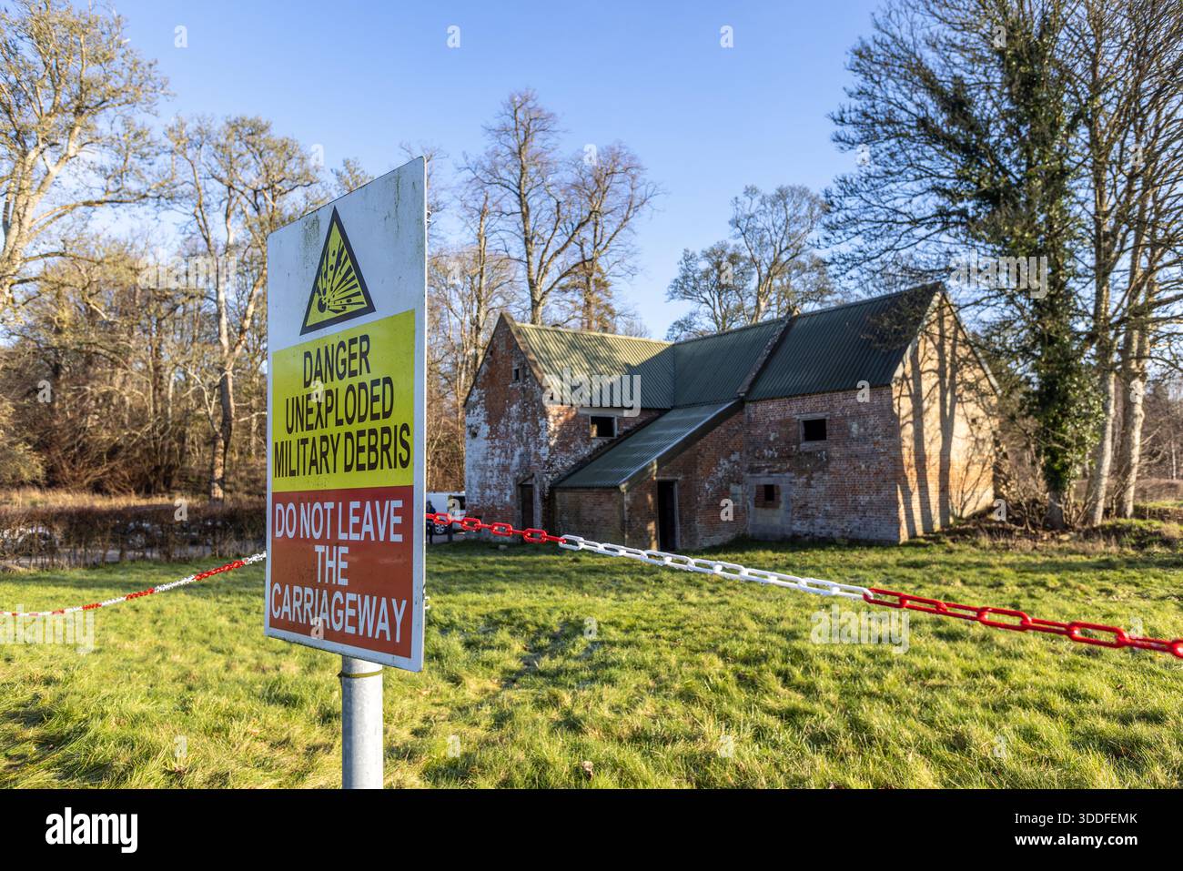 Imber est un village inhabité et une ancienne paroisse civile dans la zone d'entraînement de l'armée britannique, maintenant dans la paroisse de Heytesbury, sur la plaine de Salisbury, Banque D'Images