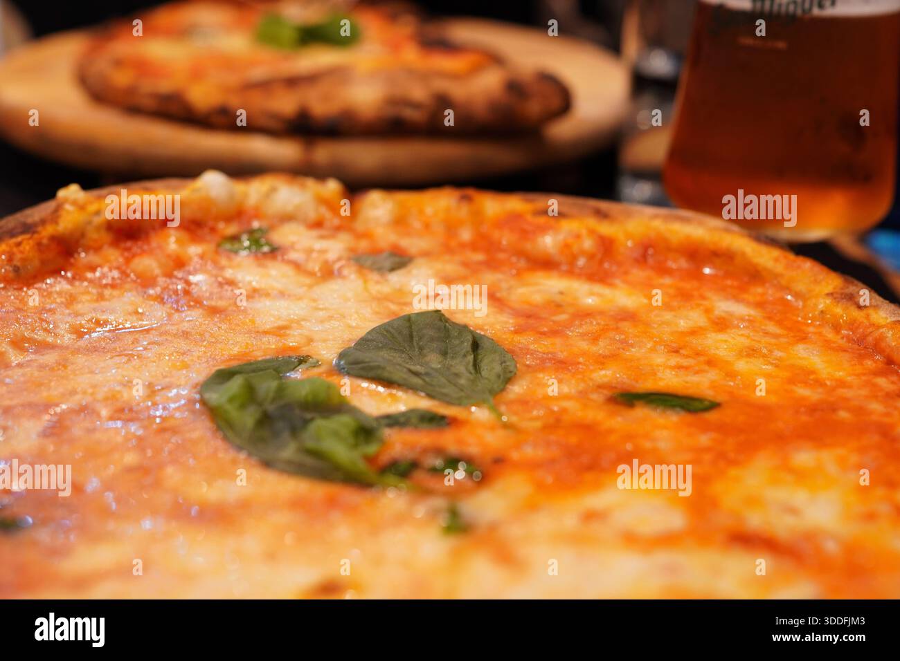 Pizza napolitaine classique, Margherita Pizza Banque D'Images