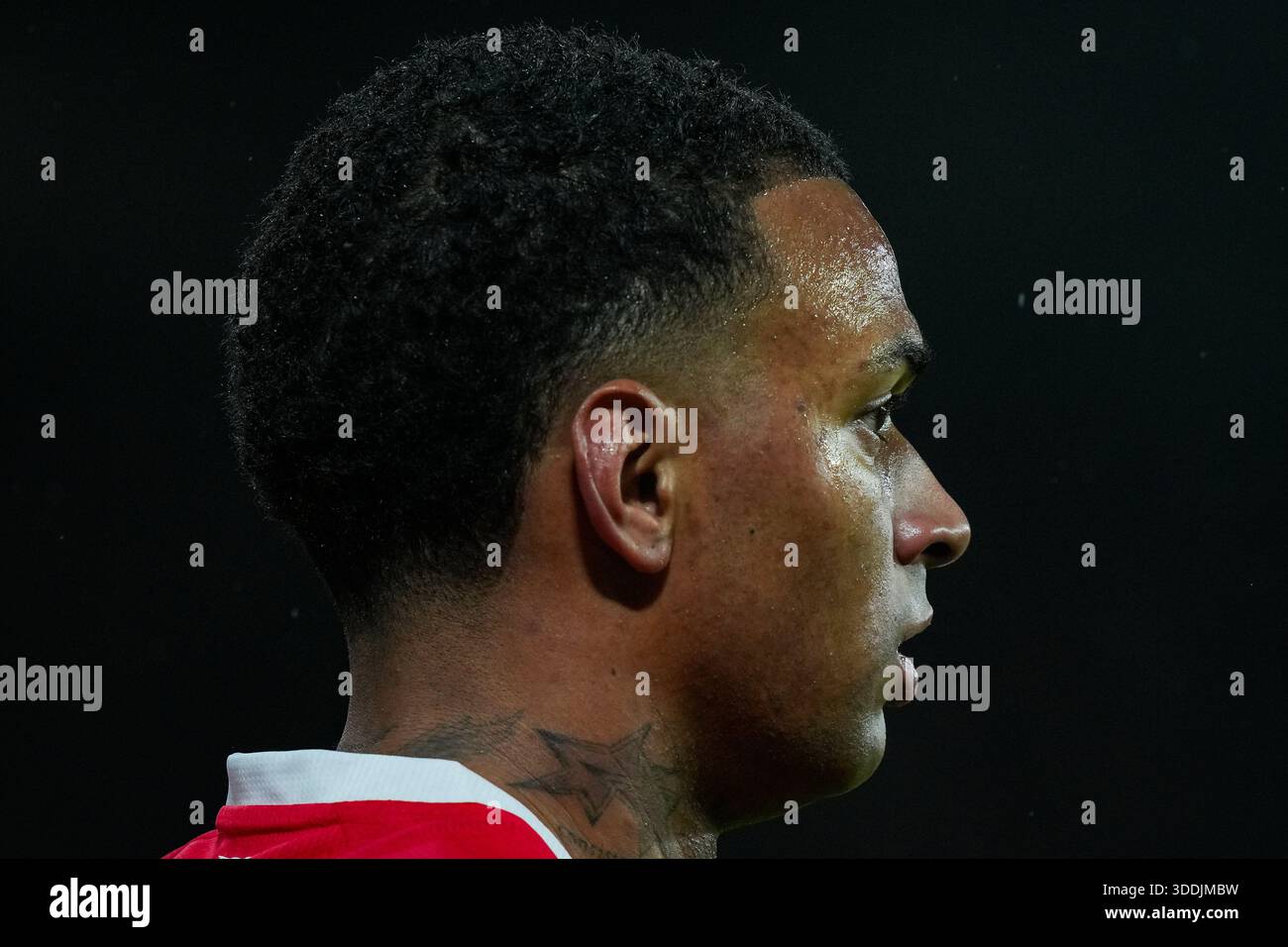 Tatouages au cou de Morgan Whittaker de Middlesbrough lors du match du Sky Bet Championship Derby County vs Middlesbrough au Pride Park Stadium, Derby, Royaume-Uni, 1er janvier 2026 (photo de Maynard Manyowa/News images) *** GER AUT sui OUT *** Banque D'Images