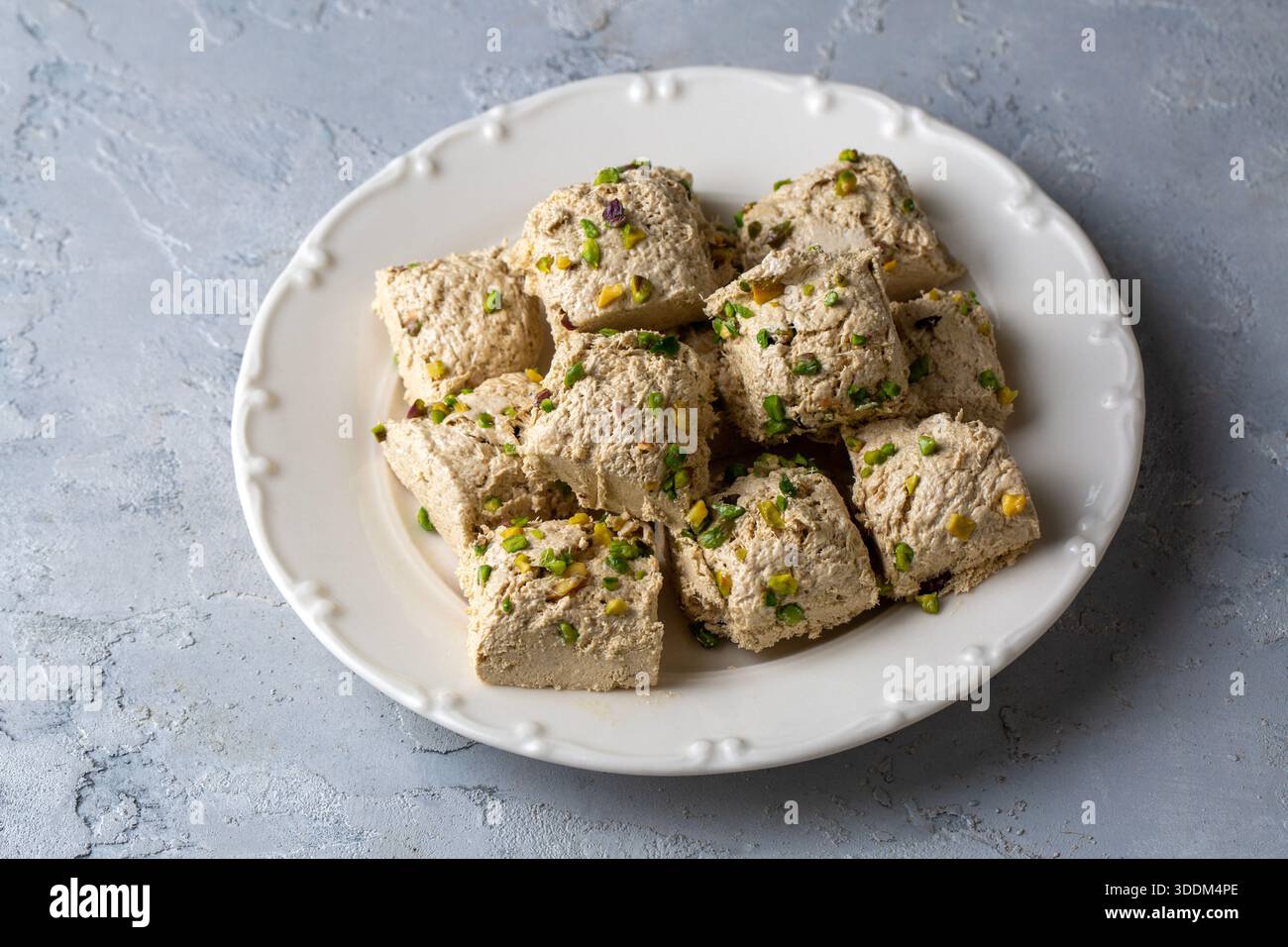 Délicieux halva savoureux aux pistaches Banque D'Images