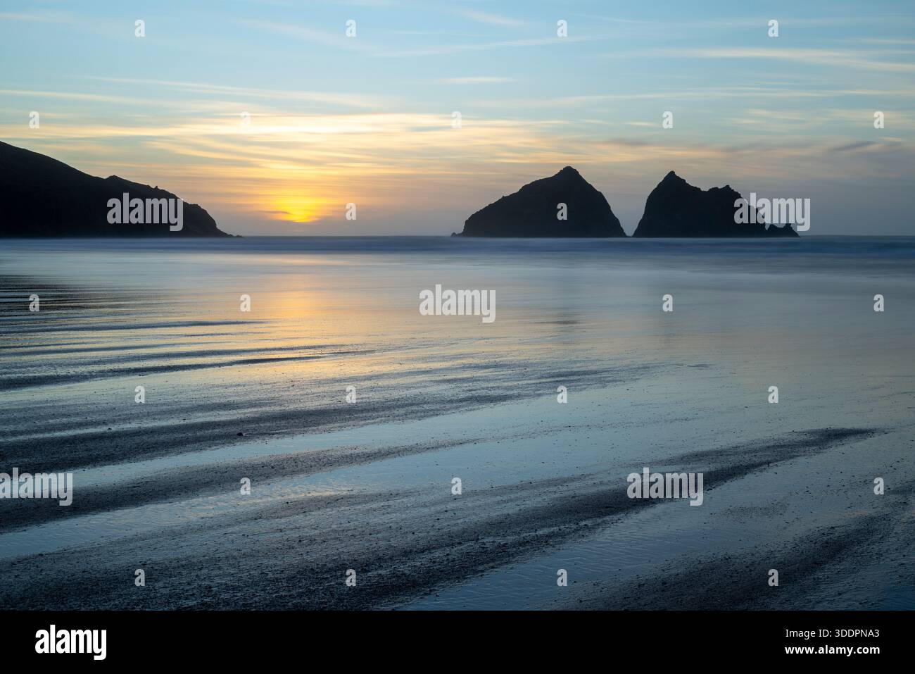 Holywell ; Looking to the carter ; Cornwall ; Royaume-Uni Banque D'Images